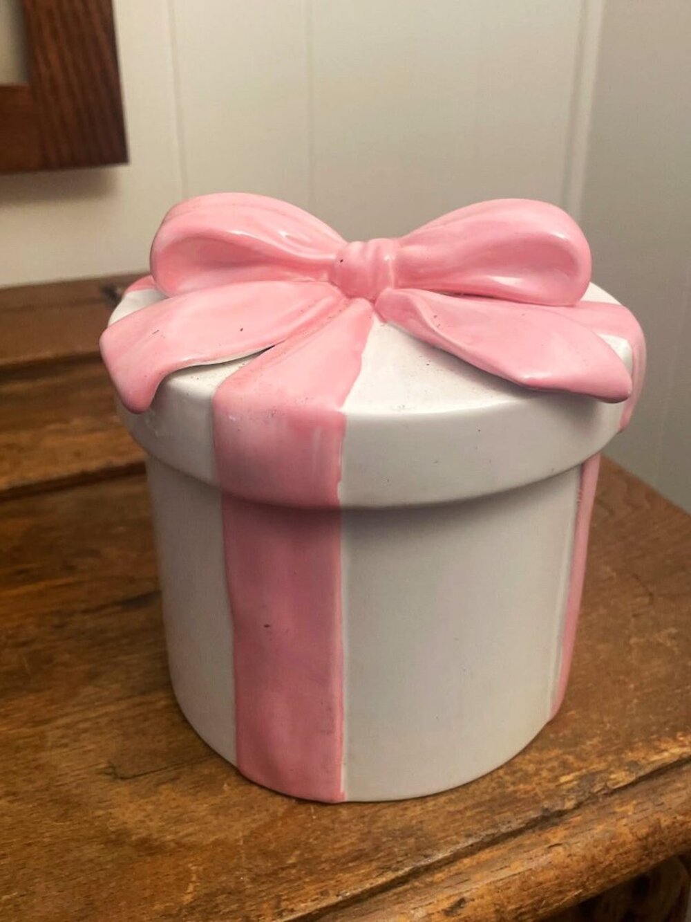 Vintage Teleflora Large Pink Bow Ceramic Gift Box with Lid  SHIPS FREE